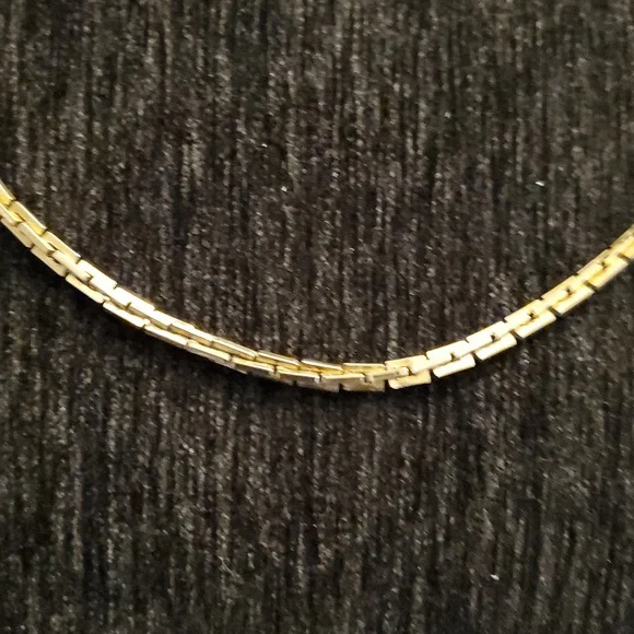 VINTAGE TRIFARI GOLD TONE BOX CHAIN Necklace 35 Inch Long T Hang Tag - Picture 2 of 7